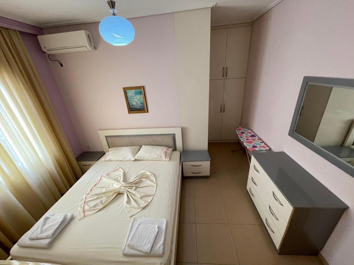 Flower Apartment Sarande Exterior photo